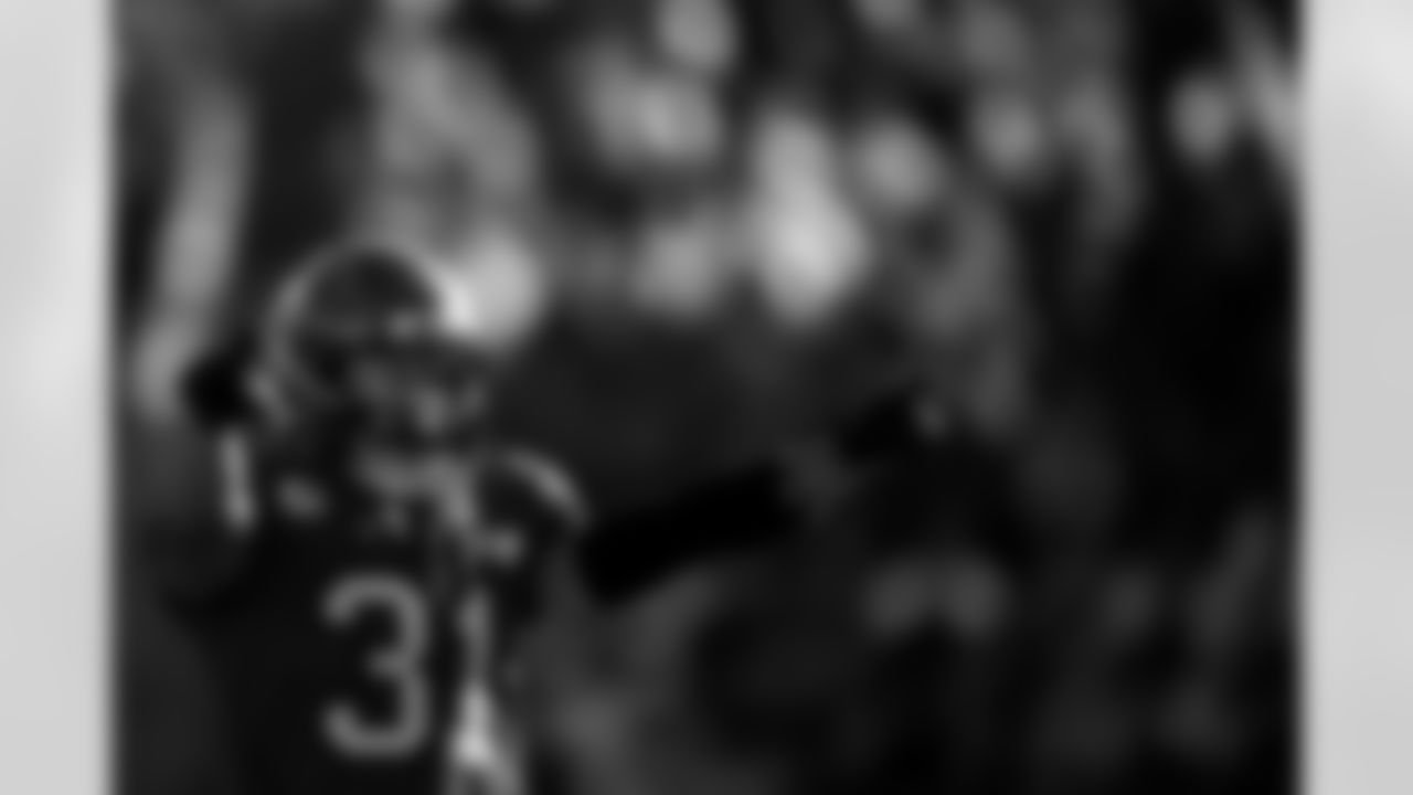 TAMPA, FL - November 30, 2025 - Safety Antoine Winfield Jr. #31 of the Tampa Bay Buccaneers during the game between the Arizona Cardinals and Tampa Bay Buccaneers. The Bucs won the game, 20-17. Photo By Kyle Zedaker/Tampa Bay Buccaneers