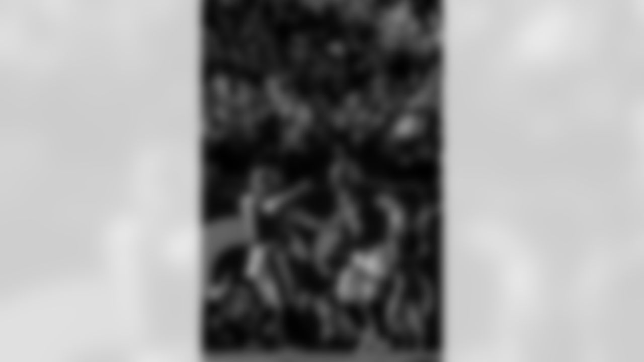 TAMPA, FL - November 30, 2025 - Running Back Bucky Irving #7 and Quarterback Baker Mayfield #6 of the Tampa Bay Buccaneers celebrate a touchdown during the game between the Arizona Cardinals and Tampa Bay Buccaneers. The Bucs won the game, 20-17. Photo By Mike Carlson/Tampa Bay Buccaneers