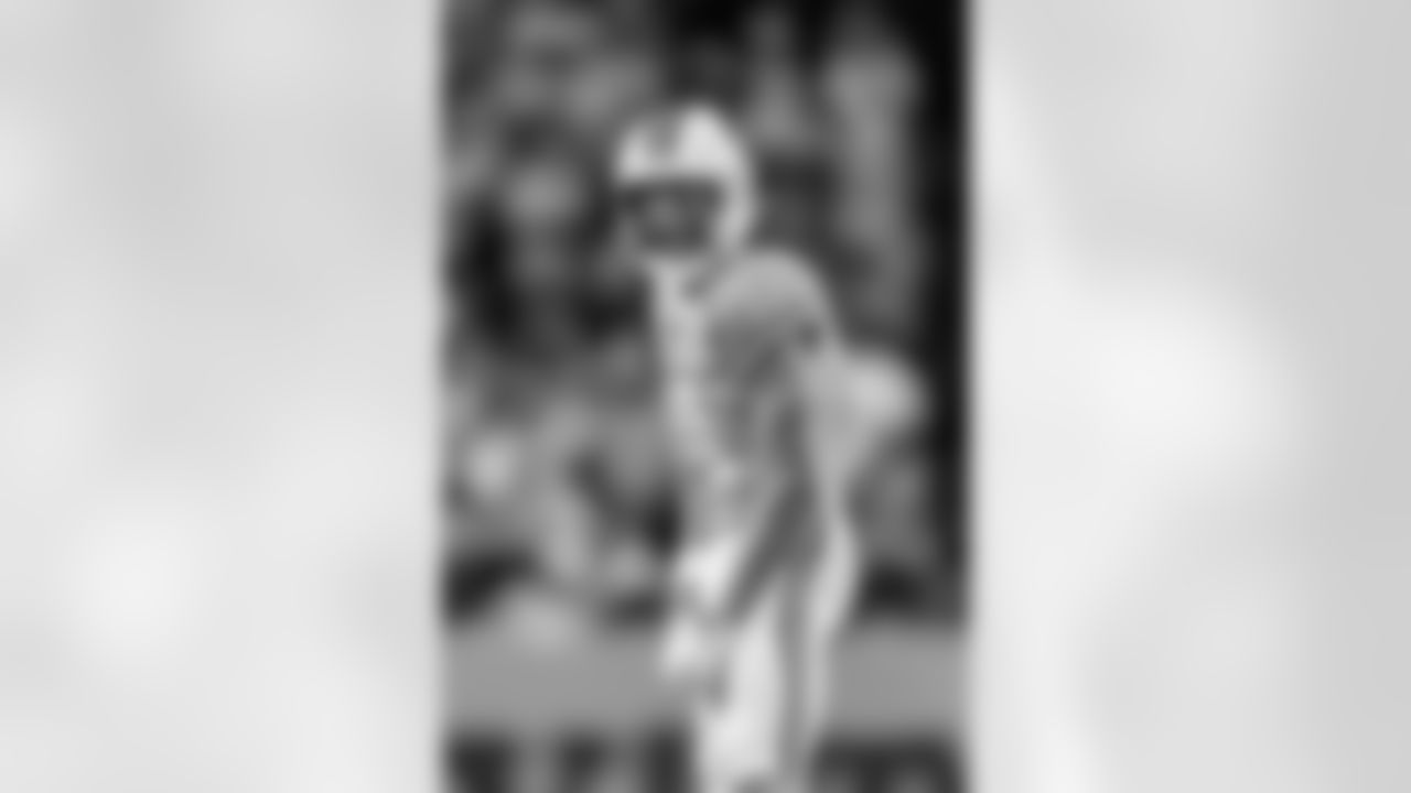 TAMPA, FL - December 11, 2025 - The Tampa Bay Buccaneers and Atlanta Falcons during a regular season game at Raymond James Stadium. The Bucs lost the game, 29-28. Photo By Mike Carlson/Tampa Bay Buccaneers