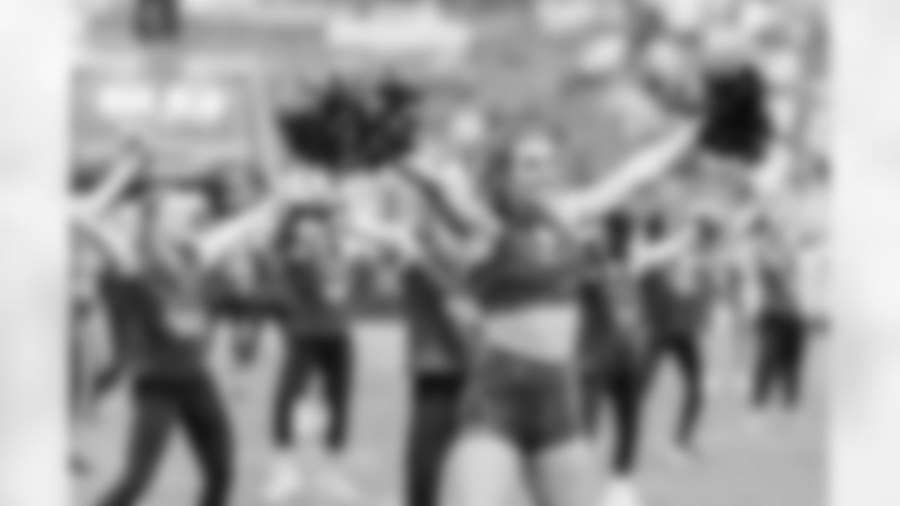 TAMPA, FL - December 07, 2025 - The Tampa Bay Buccaneers and New Orleans Saints during a regular season game at Raymond James Stadium. The Bucs lost the game, 24-20. Photo By Tori Richman/Tampa Bay Buccaneers