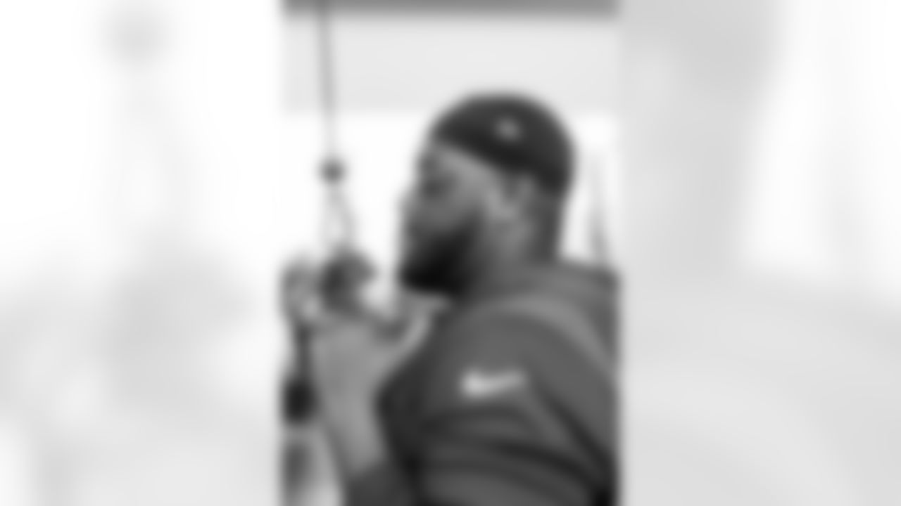 TAMPA, FL - April 28, 2025 - Tackle Raiqwon O'Neal #75 of the Tampa Bay Buccaneers during Phase 1 workouts at AdventHealth Training Center. Photo By Tori Richman/Tampa Bay Buccaneers