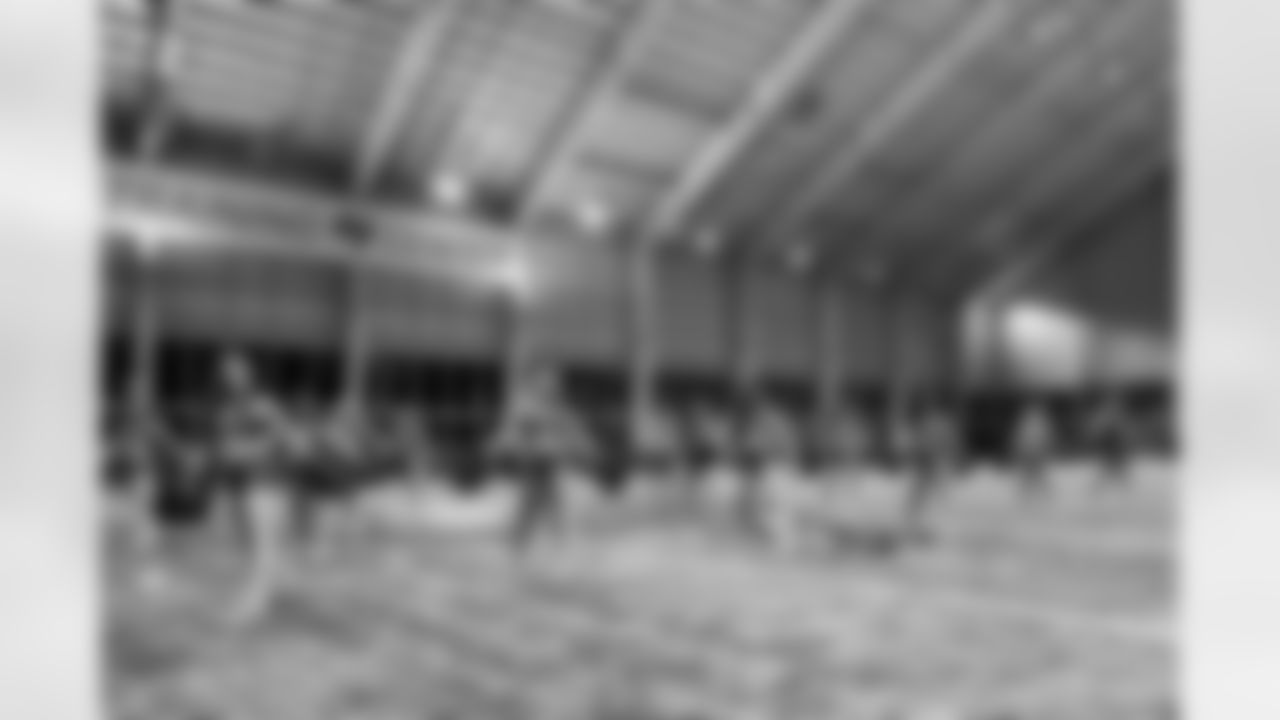 TAMPA, FL - January 02, 2026 - Tampa Bay Buccaneers Cheerleaders field rehearsal at AdventHealth Training Center. Photo By Tori Richman/Tampa Bay Buccaneers