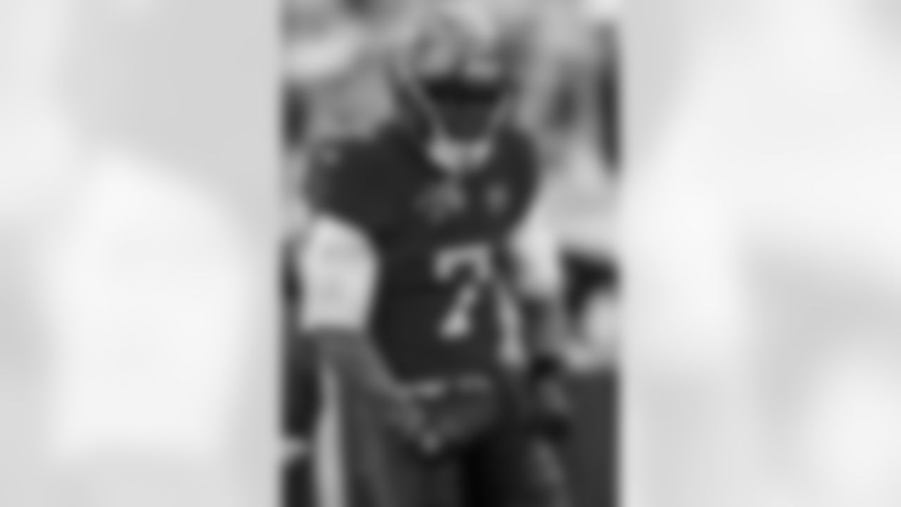 TAMPA, FL - December 07, 2025 - The Tampa Bay Buccaneers and New Orleans Saints during a regular season game at Raymond James Stadium. The Bucs lost the game, 24-20. Photo By Tori Richman/Tampa Bay Buccaneers