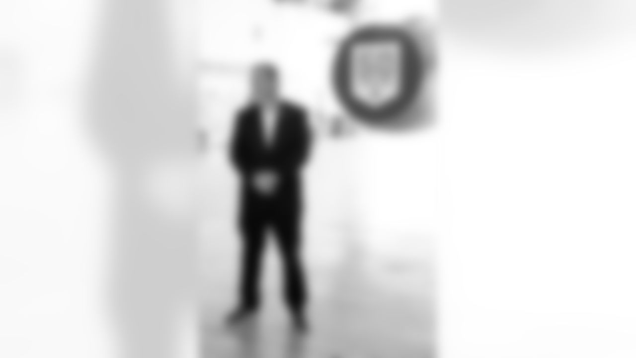 TAMPA, FL - December 02, 2025 - Brian Ford during a visit to MacDill Air Force Base. Photo By Kyle Zedaker/Tampa Bay Buccaneers