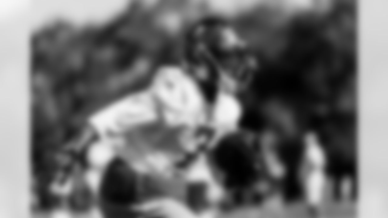 TAMPA, FL - December 17, 2025 - Week 16 practice at AdventHealth Training Center. Photo By Tori Richman/Tampa Bay Buccaneers