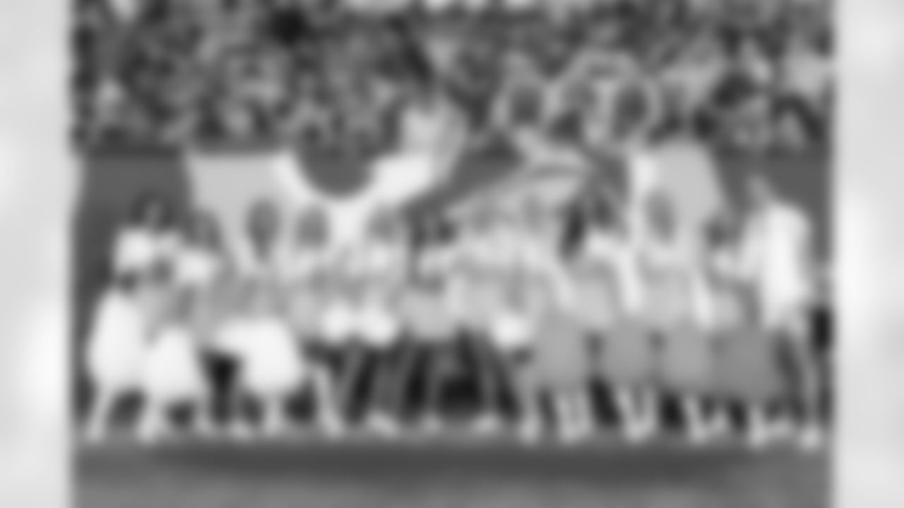 TAMPA, FL - December 11, 2025 - The Tampa Bay Buccaneers and Atlanta Falcons during a regular season game at Raymond James Stadium. The Bucs lost the game, 29-28. Photo By Doug DeFelice/Tampa Bay Buccaneers