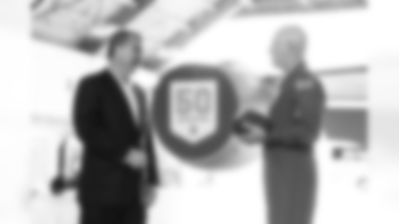 TAMPA, FL - December 02, 2025 - Brian Ford and Colonel Edward V. Szczepanik during a visit to MacDill Air Force Base. Photo By Kyle Zedaker/Tampa Bay Buccaneers