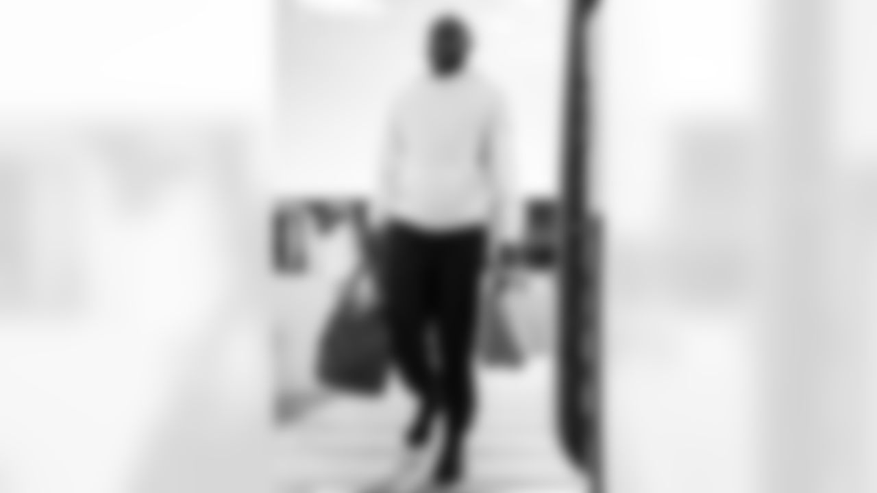 TAMPA, FL - December 27, 2025 - Cornerback Jamel Dean #35 of the Tampa Bay Buccaneers departs Tampa for a Week 17 game against the Miami Dolphins. Photo By Tori Richman/Tampa Bay Buccaneers