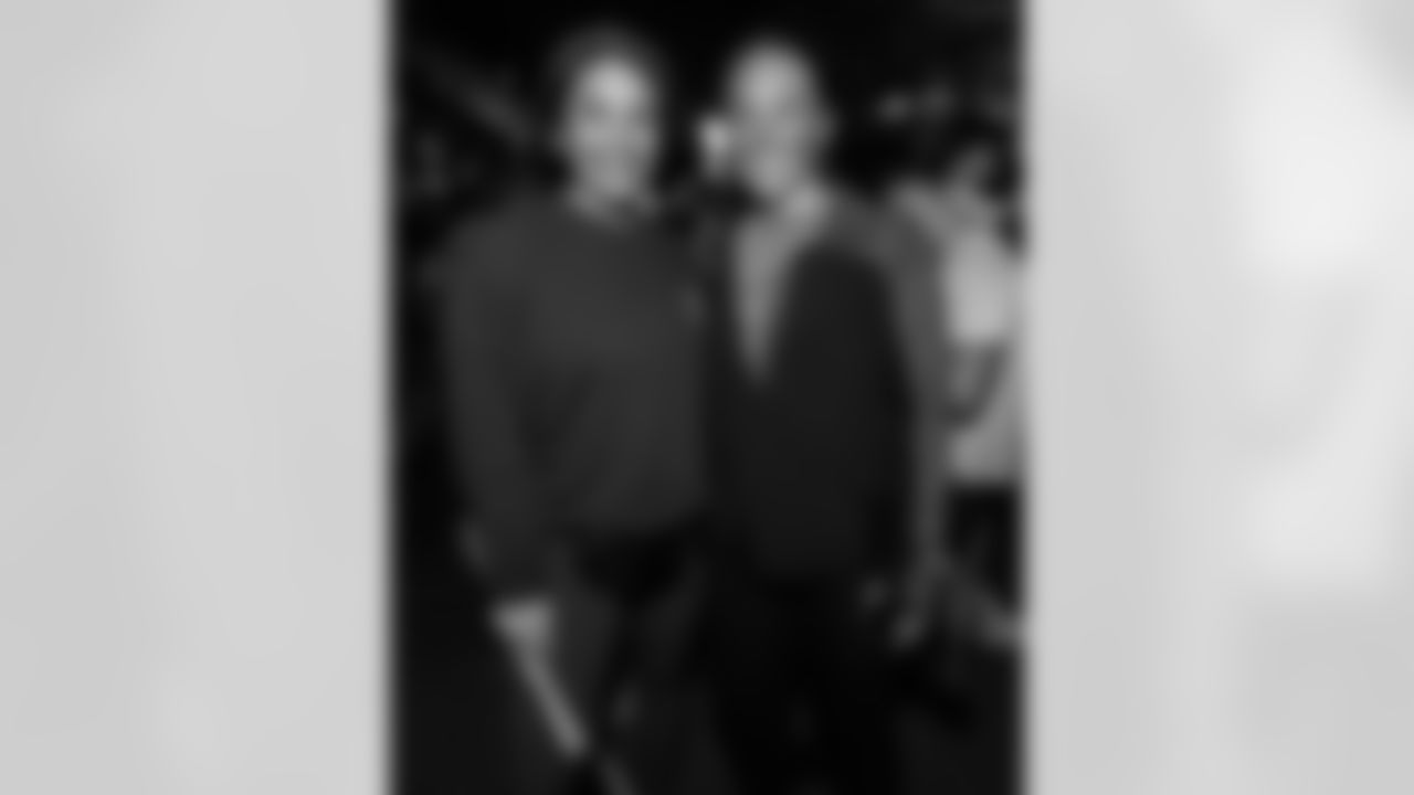 ST. PETERSBURG, FL - November 13, 2025 - Participants during "Bucs Run" Raise The Flags event with Pinellas Run Club at Park & Rec in St. Petersburg. Photo By Doug DeFelice/Tampa Bay Buccaneers