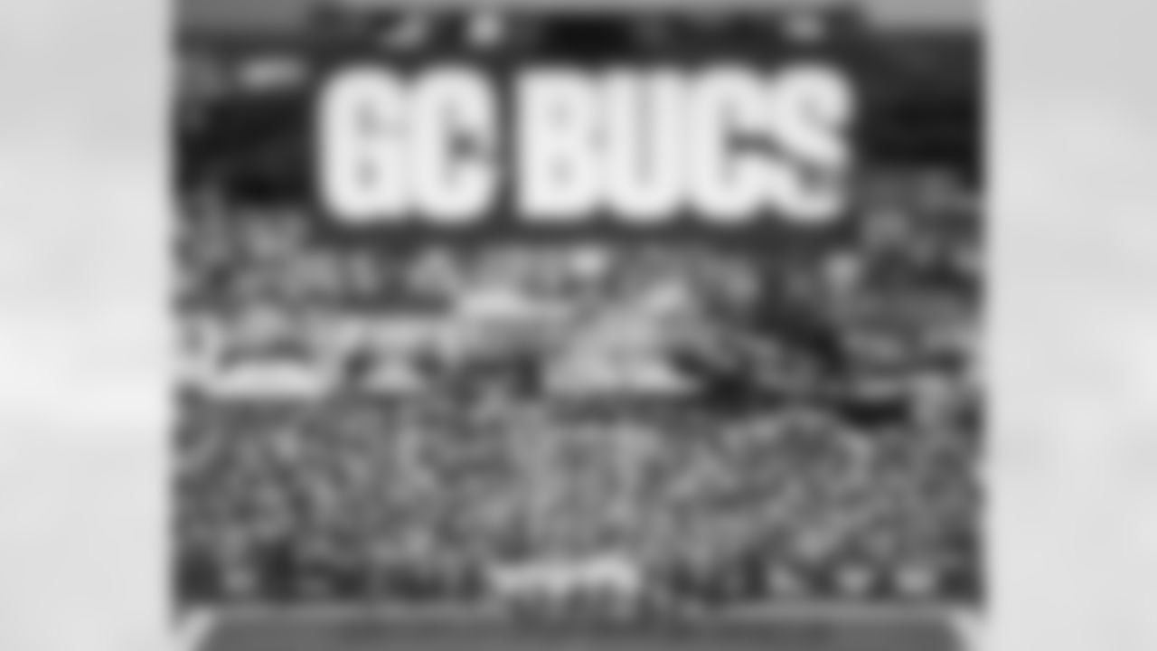 TAMPA, FL - November 09, 2025 - Flag runners during the game between the New England Patriots and Tampa Bay Buccaneers. The Bucs lost the game, 28-23. Photo By Kyle Zedaker/Tampa Bay Buccaneers