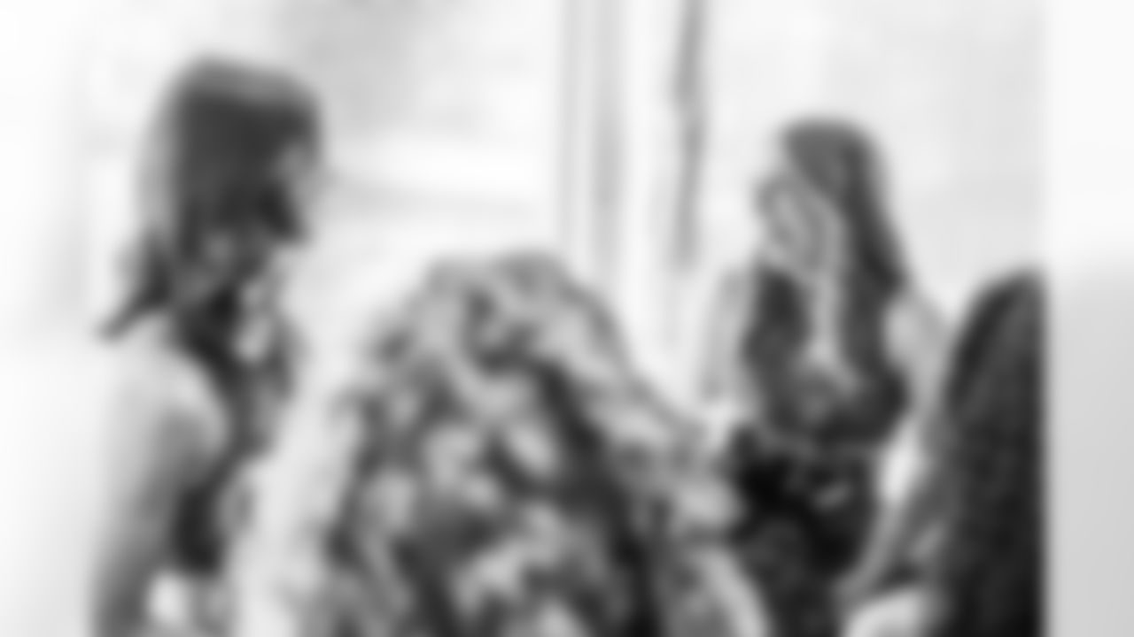 SAN FRANCISCO, CA - February 01, 2026 - Tampa Bay Buccaneers Pro Bowl Cheerleader Savannah during rehearsals. Photo By Tori Richman/Tampa Bay Buccaneers