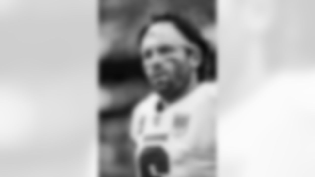 CHARLOTTE, NC - December 21, 2025 - Quarterback Baker Mayfield #6 of the Tampa Bay Buccaneers before the game between the Tampa Bay Buccaneers and Carolina Panthers. The Bucs lost the game, 23-20. Photo By Tori Richman/Tampa Bay Buccaneers