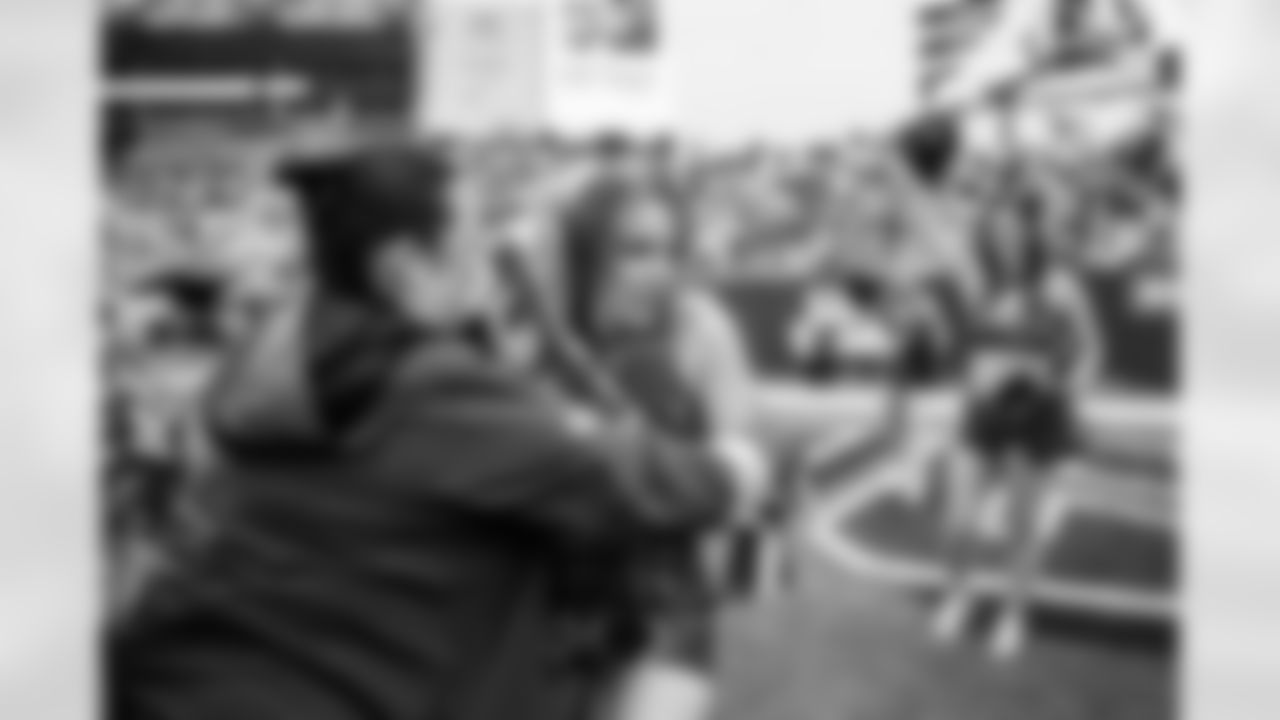 TAMPA, FL - December 07, 2025 - The Tampa Bay Buccaneers and New Orleans Saints during a regular season game at Raymond James Stadium. The Bucs lost the game, 24-20. Photo By Tori Richman/Tampa Bay Buccaneers