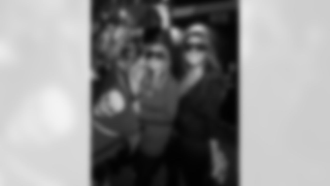 ST. PETERSBURG, FL - November 13, 2025 - Participants during "Bucs Run" Raise The Flags event with Pinellas Run Club at Park & Rec in St. Petersburg. Photo By Doug DeFelice/Tampa Bay Buccaneers