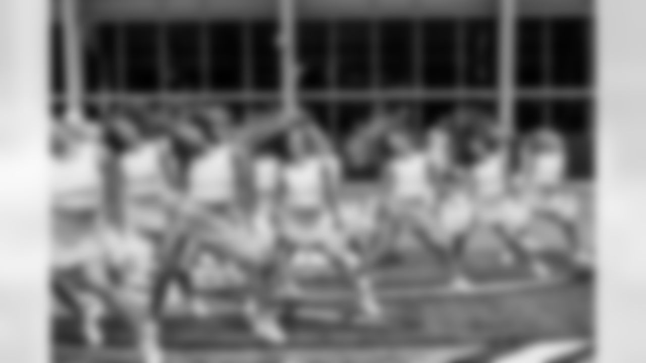 TAMPA, FL - December 09, 2025 - Tampa Bay Buccaneers Cheerleaders during Field Rehearsal at AdventHealth Training Center. Photo By Tori Richman/Tampa Bay Buccaneers