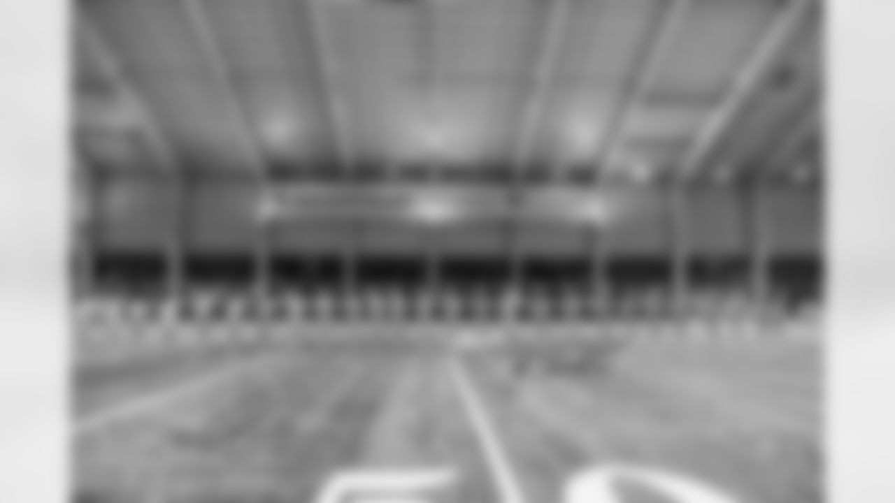 TAMPA, FL - December 09, 2025 - Tampa Bay Buccaneers Cheerleaders during Field Rehearsal at AdventHealth Training Center. Photo By Tori Richman/Tampa Bay Buccaneers