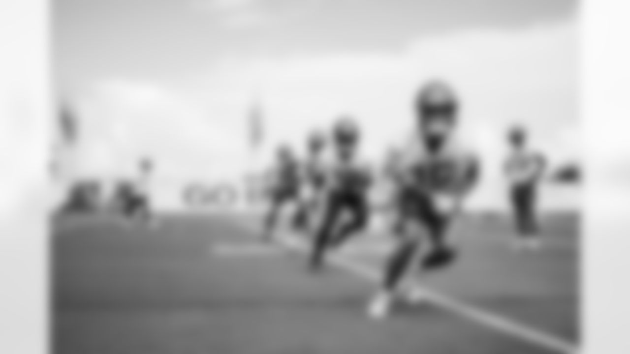 TAMPA, FL - June 10, 2025 - Wide Receiver Jalen McMillan #15 of the Tampa Bay Buccaneers during 2025 Minicamp at AdventHealth Training Center. Photo By Tori Richman/Tampa Bay Buccaneers