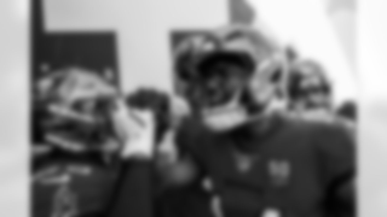 TAMPA, FL - November 30, 2025 - Wide Receiver Chris Godwin #14 of the Tampa Bay Buccaneers before the game between the Arizona Cardinals and Tampa Bay Buccaneers. The Bucs won the game, 20-17. Photo By Tori Richman/Tampa Bay Buccaneers