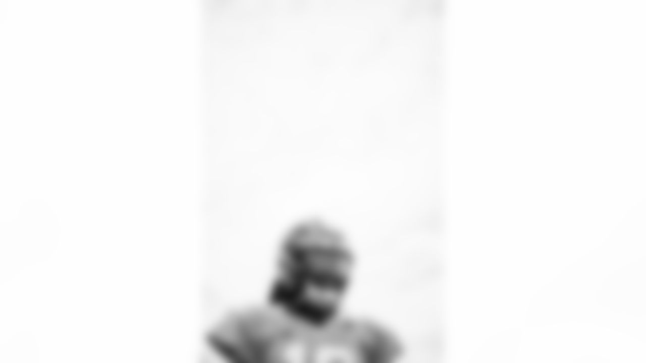 TAMPA, FL - September 04, 2025 - Quarterback Teddy Bridgewater #10 of the Tampa Bay Buccaneers during practice at AdventHealth Training Center. Photo By Tori Richman/Tampa Bay Buccaneers