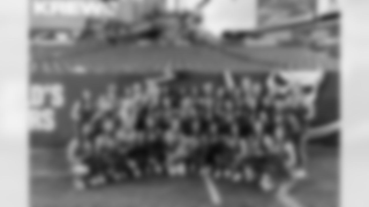 TAMPA, FL - December 07, 2025 - The Tampa Bay Buccaneers and New Orleans Saints during a regular season game at Raymond James Stadium. The Bucs lost the game, 24-20. Photo By Tori Richman/Tampa Bay Buccaneers