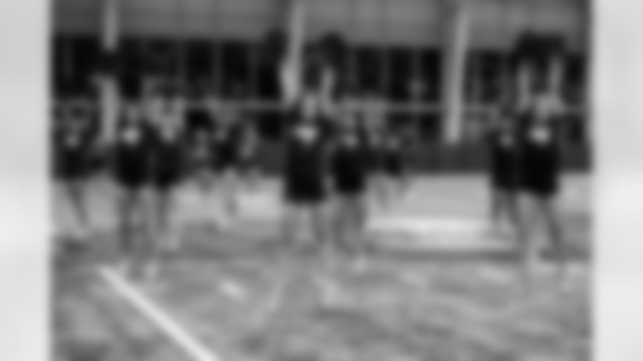 TAMPA, FL - December 04, 2025 - Tampa Bay Buccaneers Cheerleaders field rehearsal at AdventHealth Training Center. Photo By Tori Richman/Tampa Bay Buccaneers