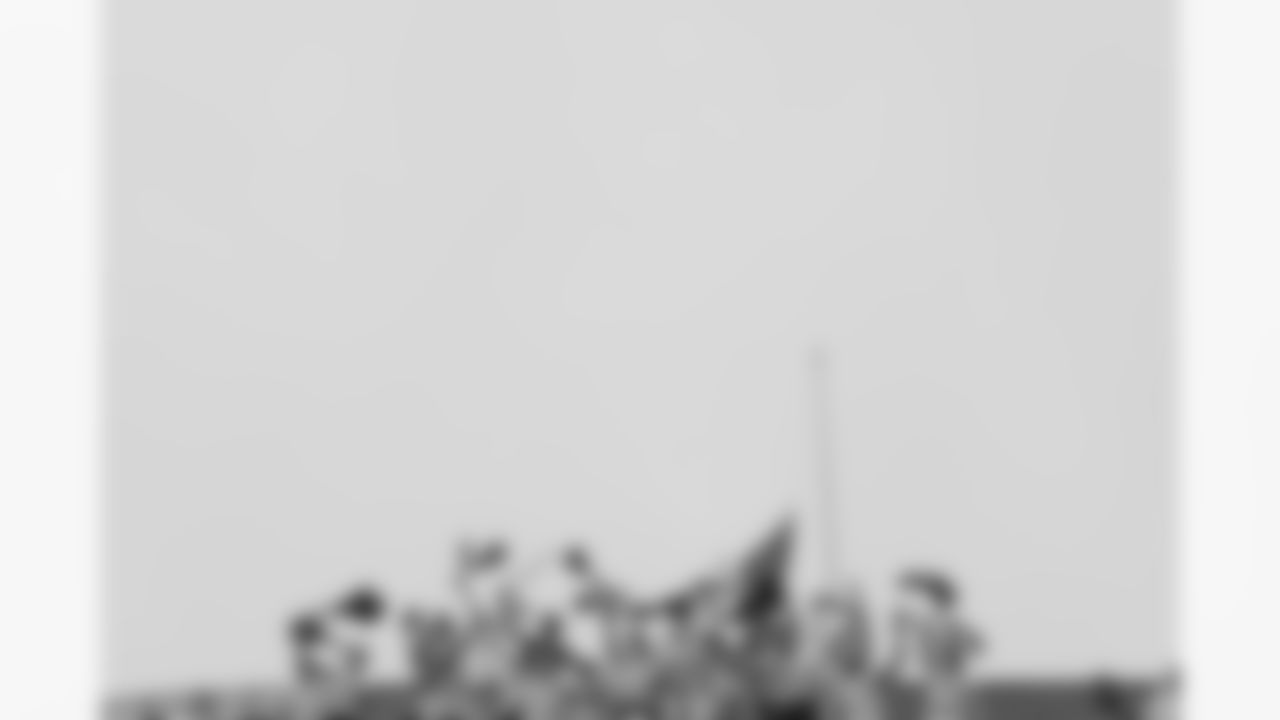 TAMPA, FL - December 07, 2025 - The Tampa Bay Buccaneers and New Orleans Saints during a regular season game at Raymond James Stadium. The Bucs lost the game, 24-20. Photo By Cian Leach/Tampa Bay Buccaneers