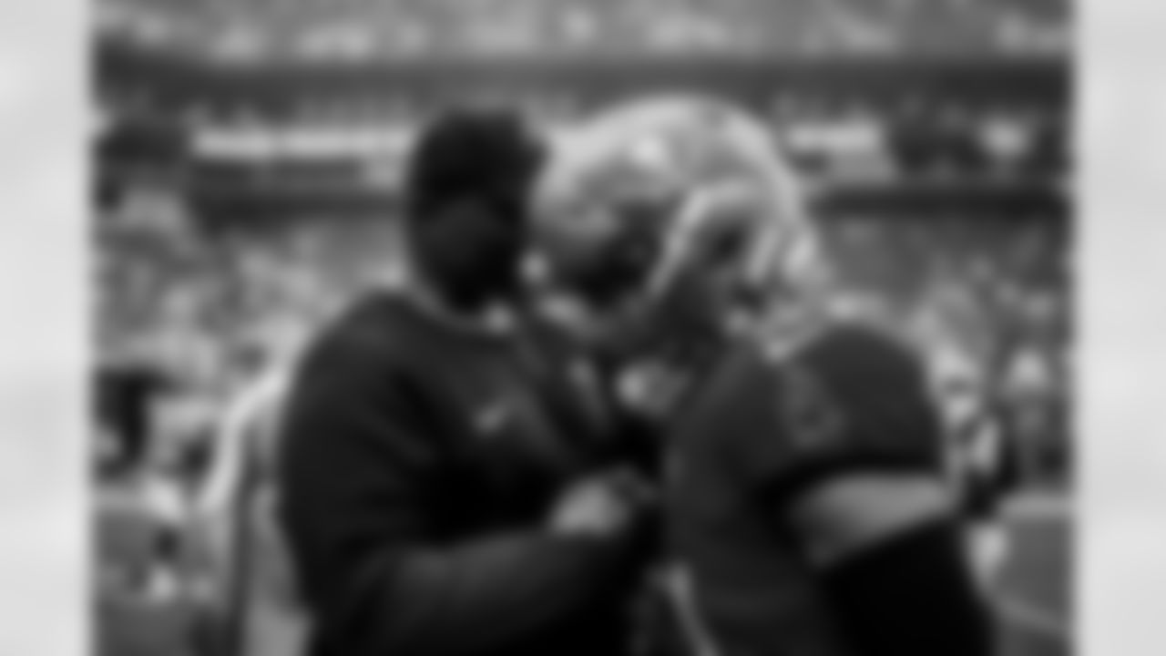 TAMPA, FL - January 03, 2026 - The Carolina Panthers and Tampa Bay Buccaneers play a regular season game at Raymond James Stadium. The Bucs won the game, 16-14. Photo By Tori Richman/Tampa Bay Buccaneers