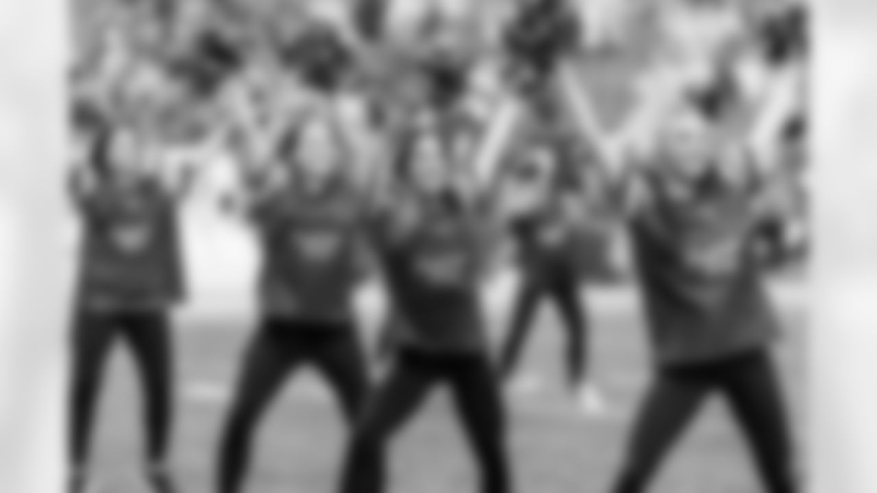 TAMPA, FL - December 07, 2025 - The Tampa Bay Buccaneers and New Orleans Saints during a regular season game at Raymond James Stadium. The Bucs lost the game, 24-20. Photo By Tori Richman/Tampa Bay Buccaneers