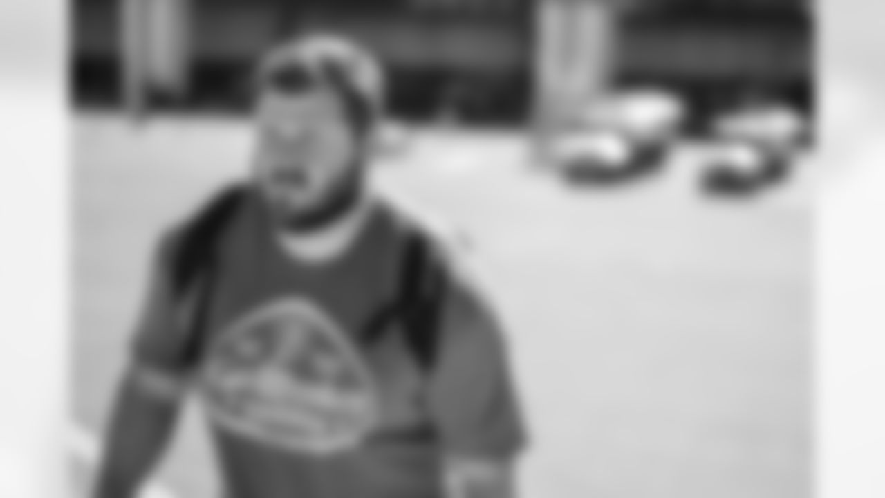 TAMPA, FL - November 15, 2025 - Defensive Lineman Greg Gaines #96 of the Tampa Bay Buccaneers departs before the Bucs' game against the Buffalo Bills. Photo By Tori Richman/Tampa Bay Buccaneers