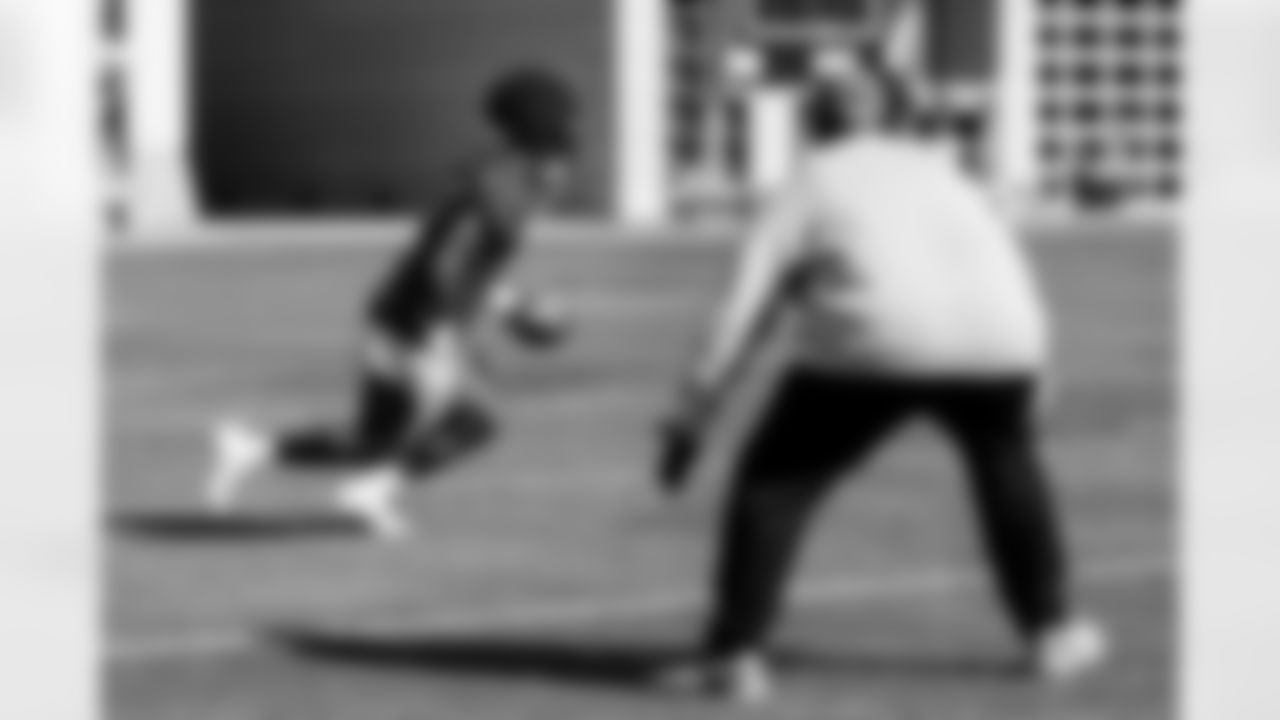 TAMPA, FL - December 04, 2025 - Running Back Rachaad White #1 and Head Coach Todd Bowles of the Tampa Bay Buccaneers during practice at AdventHealth Training Center. Photo By Tori Richman/Tampa Bay Buccaneers