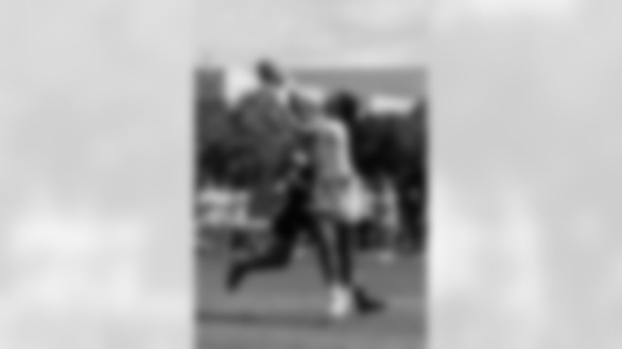 TAMPA, FL - February 14, 2026 - The 2026 Girls Flag Football Preseason Classic. Photo By Doug DeFelice/Tampa Bay Buccaneers