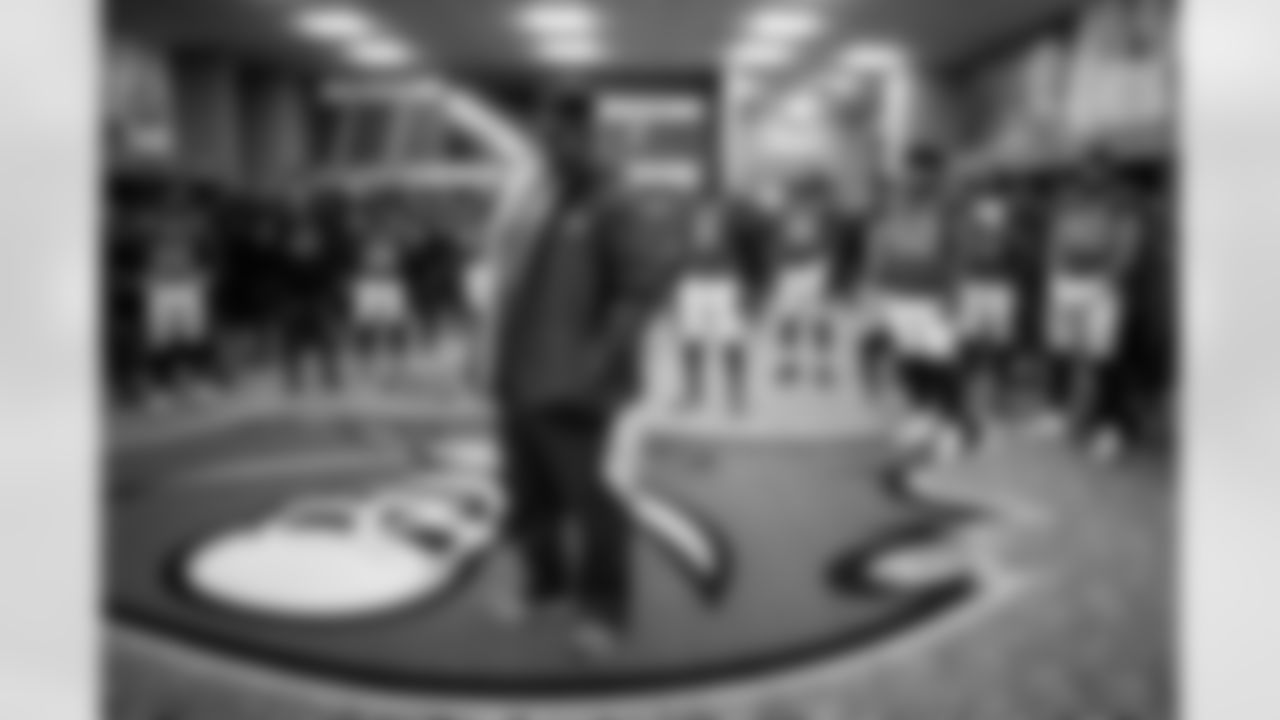 TAMPA, FL - January 03, 2026 - The Carolina Panthers and Tampa Bay Buccaneers play a regular season game at Raymond James Stadium. The Bucs won the game, 16-14. Photo By Kyle Zedaker/Tampa Bay Buccaneers