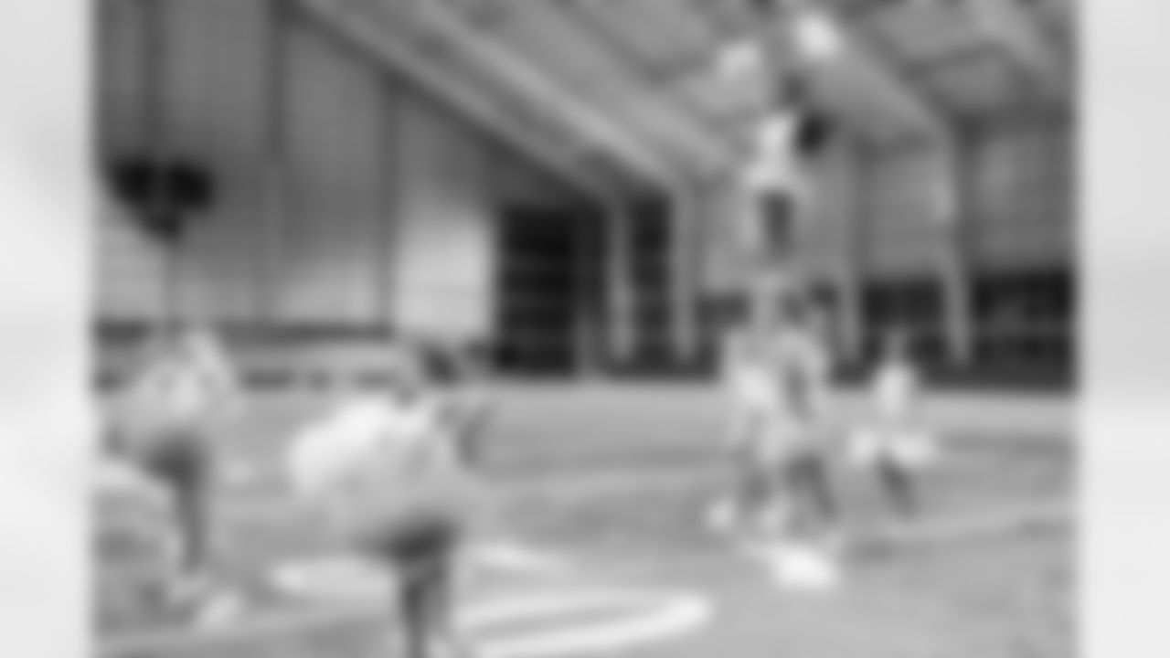 TAMPA, FL - December 09, 2025 - Tampa Bay Buccaneers Cheerleaders during Field Rehearsal at AdventHealth Training Center. Photo By Tori Richman/Tampa Bay Buccaneers