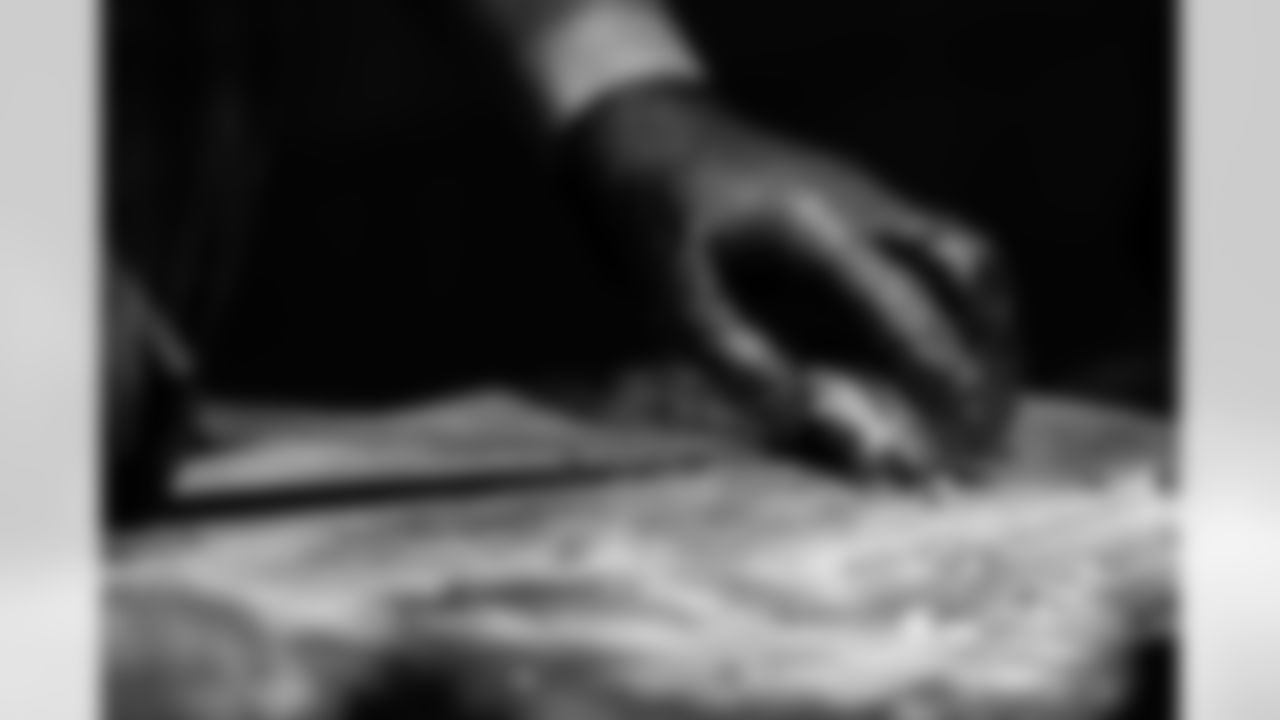 ATLANTA, GA - September 06, 2025 - Luxury Suite Excursion before for the game between the Tampa Bay Buccaneers and Atlanta Falcons. The Bucs won the game, 23-20. Photo By Doug DeFelice/Tampa Bay Buccaneers