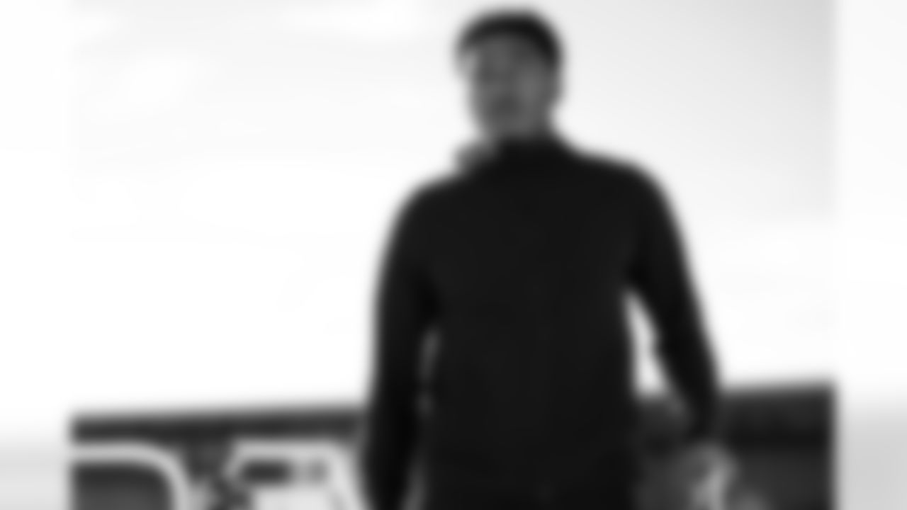 TAMPA, FL - November 22, 2025 - Safety Kaevon Merriweather #26 of the Tampa Bay Buccaneers departs before the game against the Los Angeles Rams. Photo By Tori Richman/Tampa Bay Buccaneers