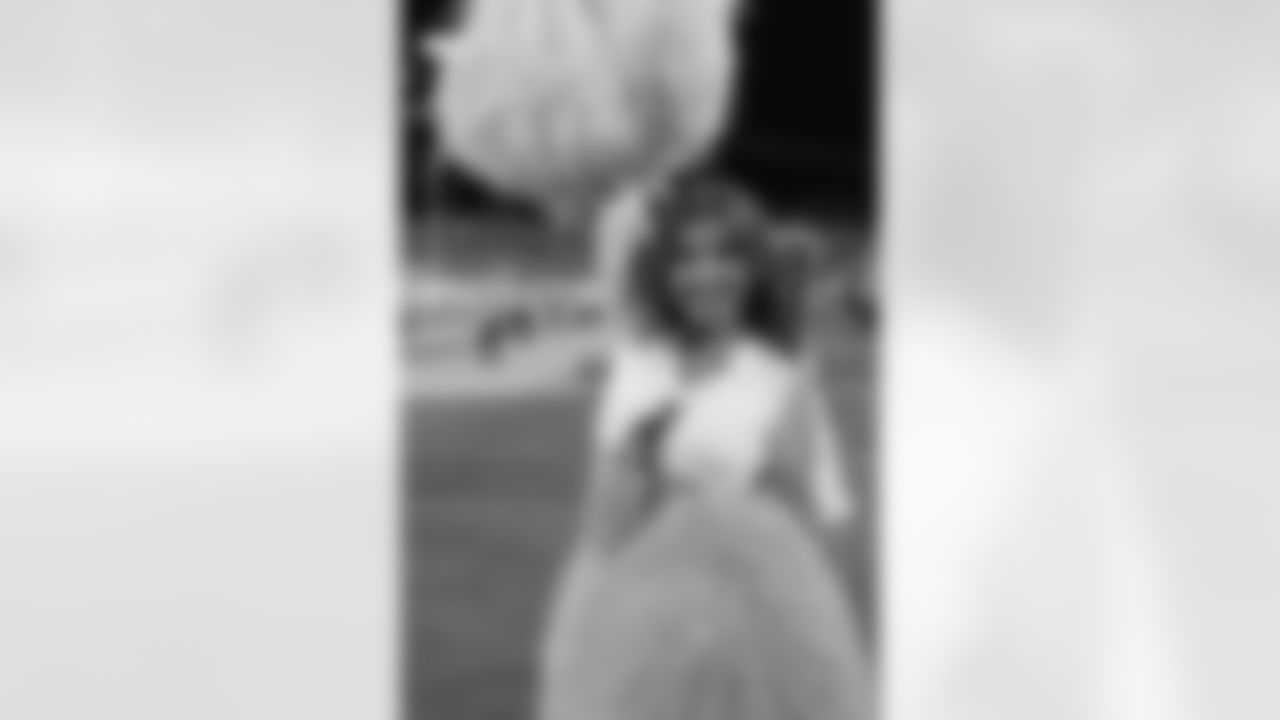 TAMPA, FL - December 11, 2025 - The Tampa Bay Buccaneers and Atlanta Falcons during a regular season game at Raymond James Stadium. The Bucs lost the game, 29-28. Photo By Mike Carlson/Tampa Bay Buccaneers