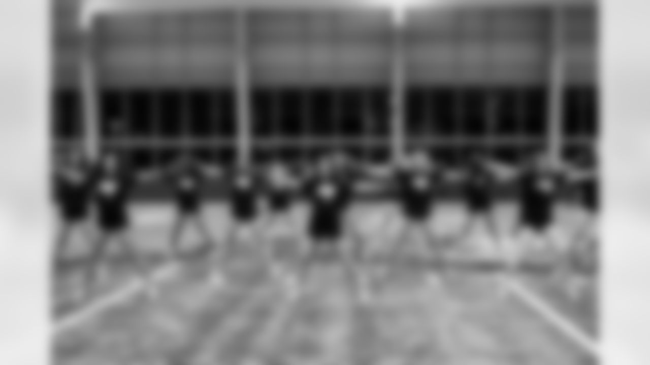 TAMPA, FL - December 04, 2025 - Tampa Bay Buccaneers Cheerleaders field rehearsal at AdventHealth Training Center. Photo By Tori Richman/Tampa Bay Buccaneers