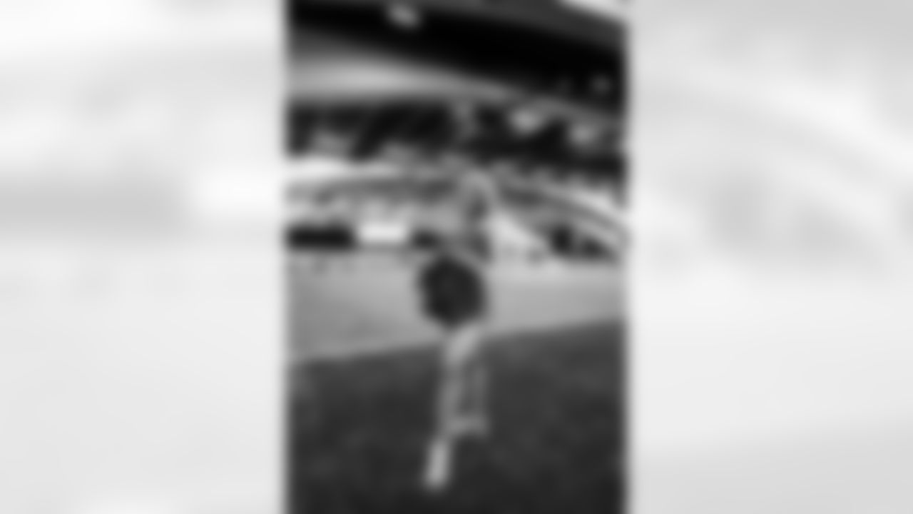 SAN FRANCISCO, CA - February 02, 2026 - Tampa Bay Buccaneers Pro Bowl Cheerleader Savannah at Pro Bowl practice at Moscone Center. Photo By Tori Richman/Tampa Bay Buccaneers