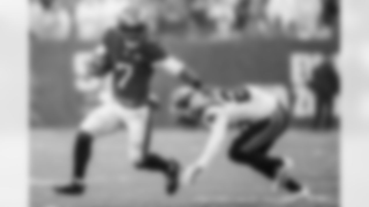 TAMPA, FL - January 03, 2026 - The Carolina Panthers and Tampa Bay Buccaneers play a regular season game at Raymond James Stadium. The Bucs won the game, 16-14. Photo By Kyle Zedaker/Tampa Bay Buccaneers