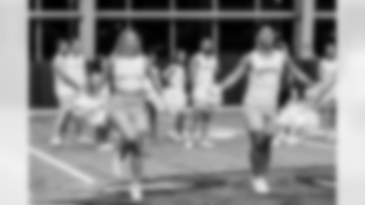 TAMPA, FL - December 09, 2025 - Tampa Bay Buccaneers Cheerleaders during Field Rehearsal at AdventHealth Training Center. Photo By Tori Richman/Tampa Bay Buccaneers