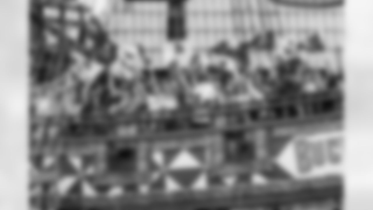 TAMPA, FL - November 09, 2025 - Captain of the Krewe Buccaneers Legend Shaquil Barrett during the game between the New England Patriots and Tampa Bay Buccaneers. The Bucs lost the game, 28-23. Photo By Tori Richman/Tampa Bay Buccaneers