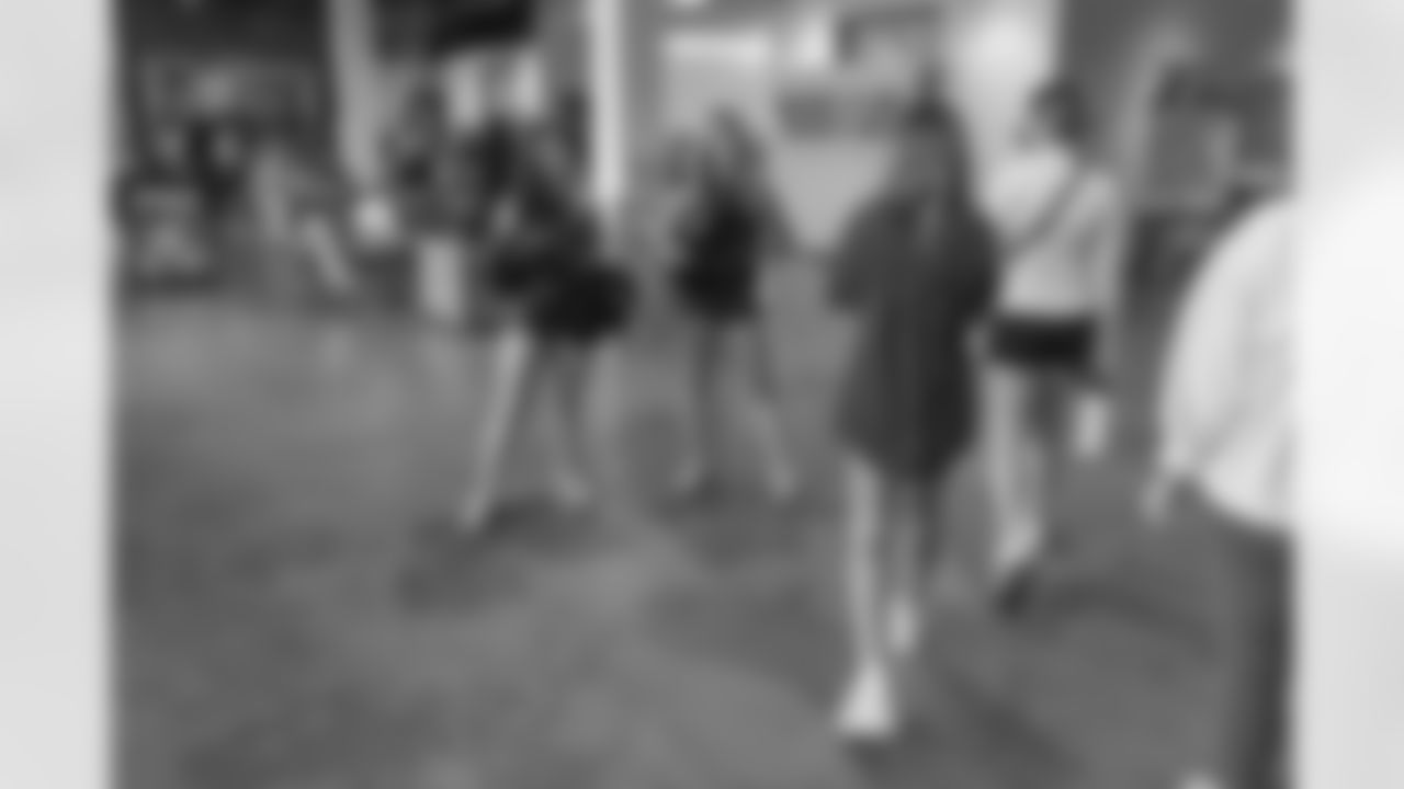 TAMPA, FL - December 06, 2025 - Tampa Bay Buccaneers Cheerleaders during the She is Football Bayshore Walk: Raise The Flags event with Bayshore Breakfast Club and Tampa Girls Social & Wellness at Hyde House Public Studio. Photo By Mike Carlson/Tampa Bay Buccaneers