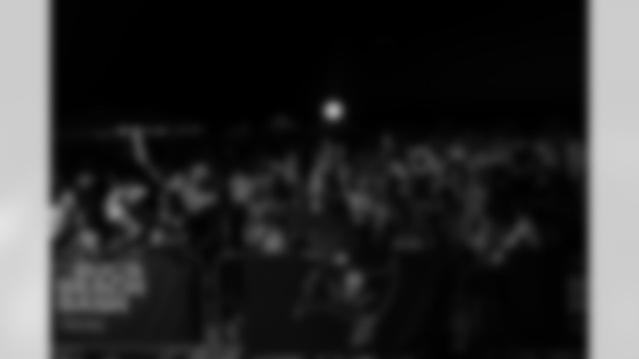 ST. PETE BEACH, FL - April 26, 2025 - The crowd watches LoCash perform during Bucs Beach Bash. Photo By Dave Pullis/Tampa Bay Buccaneers
