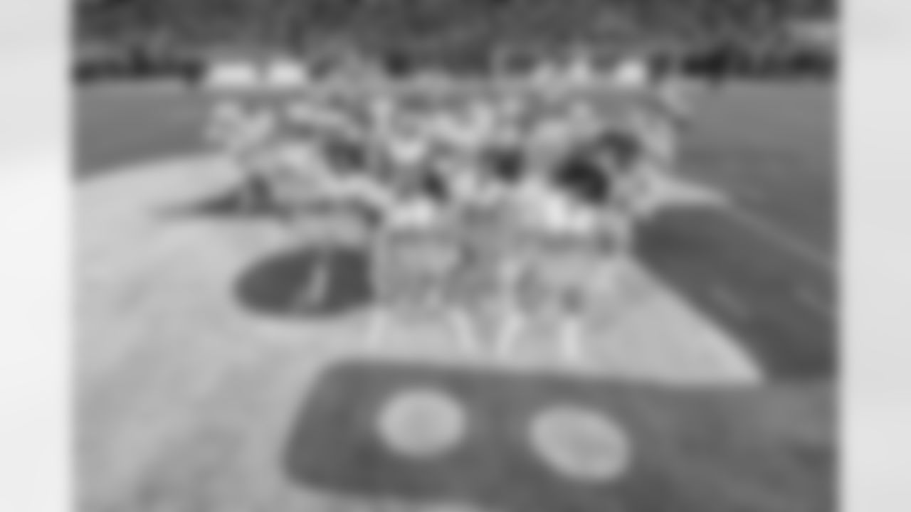 TAMPA, FL - December 11, 2025 - The Tampa Bay Buccaneers and Atlanta Falcons during a regular season game at Raymond James Stadium. The Bucs lost the game, 29-28. Photo By Mike Carlson/Tampa Bay Buccaneers