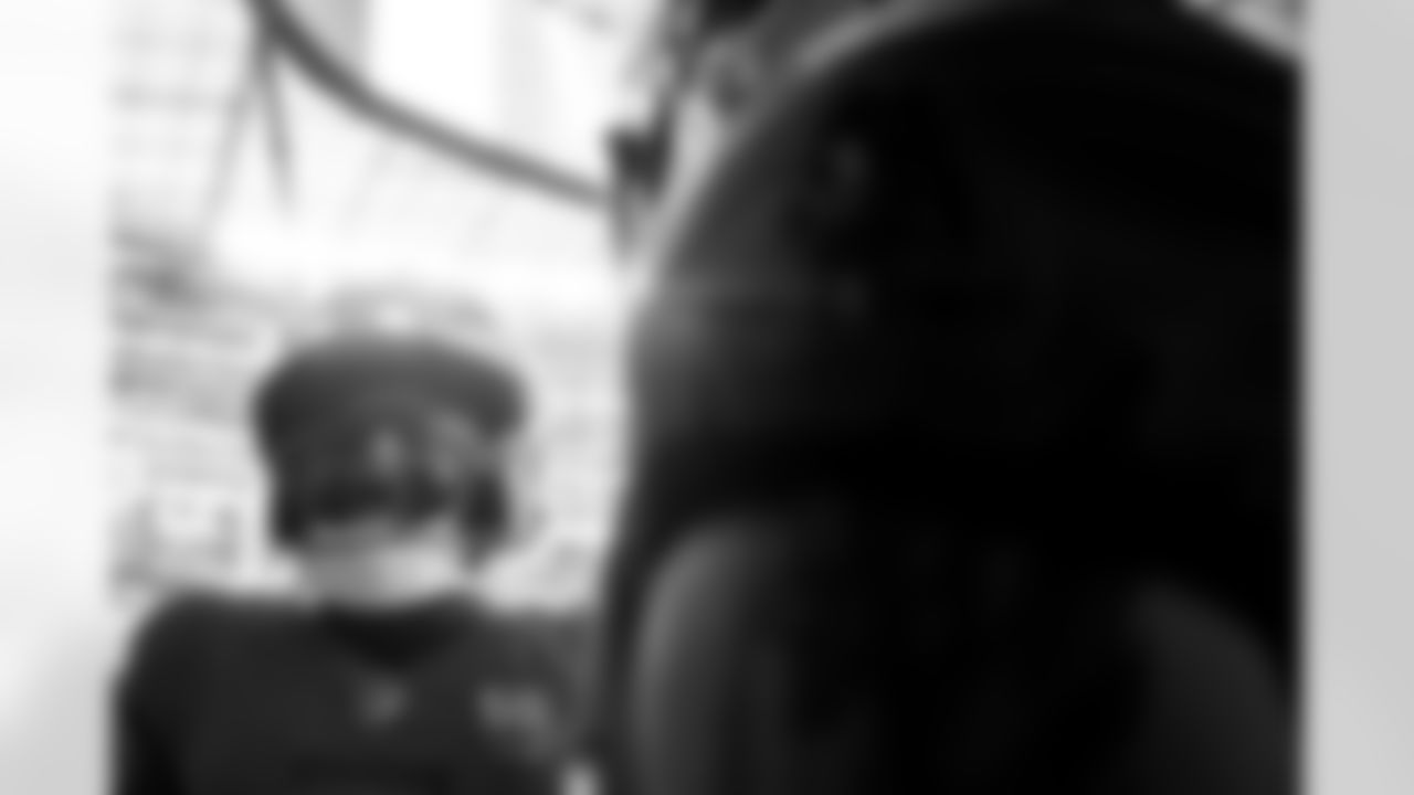 INGLEWOOD, CA - November 23, 2025 - Wide Receiver Chris Godwin Jr. #14 of the Tampa Bay Buccaneers before the game between the Tampa Bay Buccaneers and Los Angeles Rams. The Bucs lost the game, 34-7. Photo By Kyle Zedaker/Tampa Bay Buccaneers