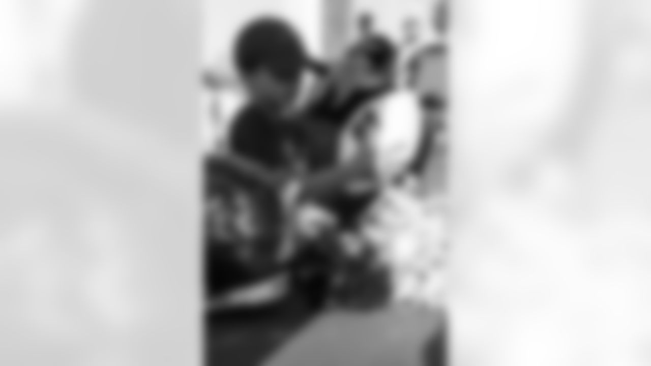 TAMPA, FL - February 21, 2026 - 2026 Jr. Bucs Movie Night. Photo By Kyle Zedaker/Tampa Bay Buccaneers