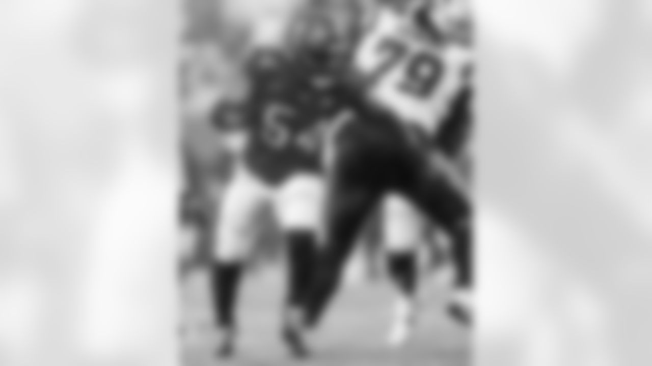 TAMPA, FL - January 03, 2026 - The Carolina Panthers and Tampa Bay Buccaneers play a regular season game at Raymond James Stadium. The Bucs won the game, 16-14. Photo By Doug DeFelice/Tampa Bay Buccaneers