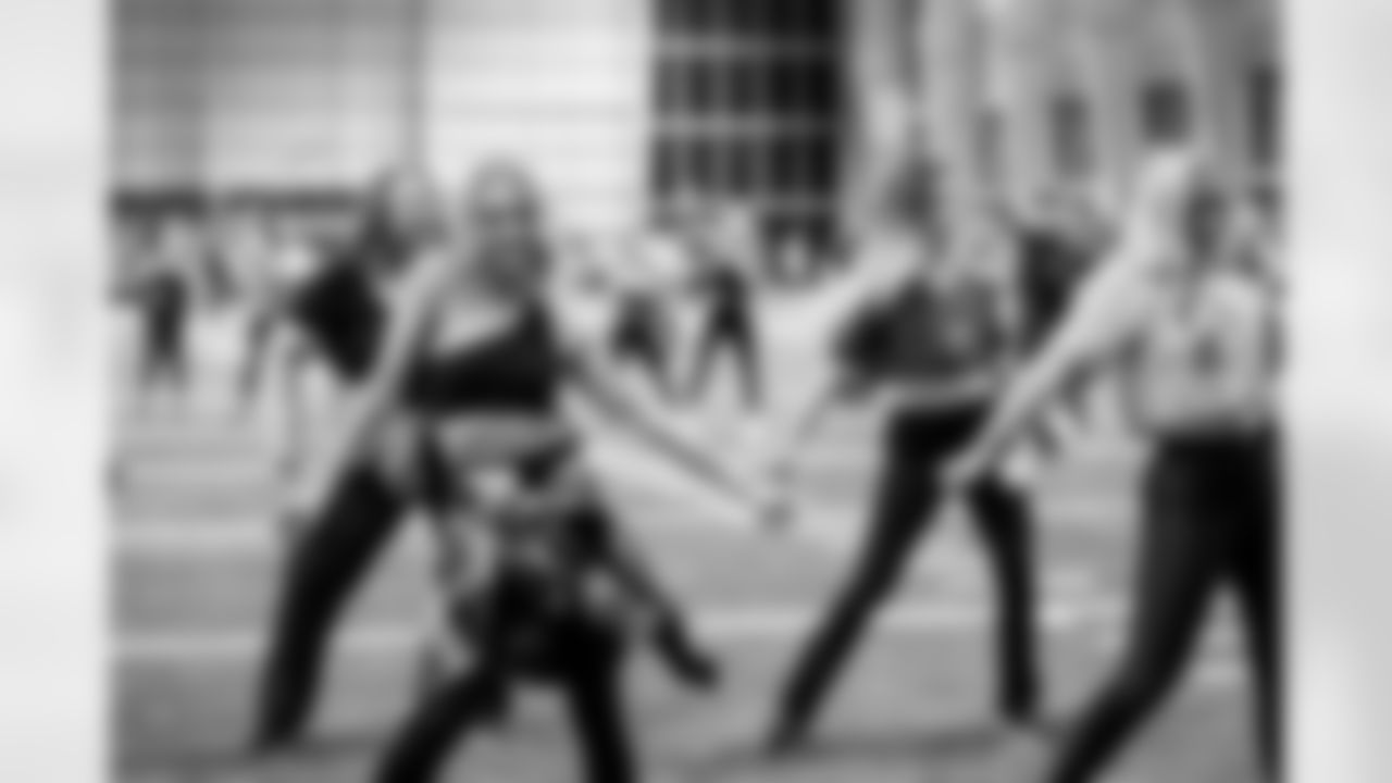 TAMPA, FL - November 19, 2025 - Tampa Bay Buccaneers Cheerleaders and Alumni during Field Rehearsal at AdventHealth Training Center. Photo By Tori Richman/Tampa Bay Buccaneers