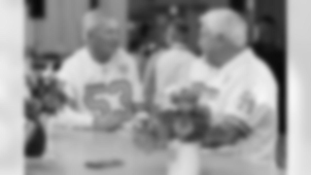 TAMPA, FL - December 11, 2025 - The 1976 Tampa Bay Buccaneers team reunion in the Hyundai Club at Raymond James Stadium. Photo By Mike Carlson/Tampa Bay Buccaneers