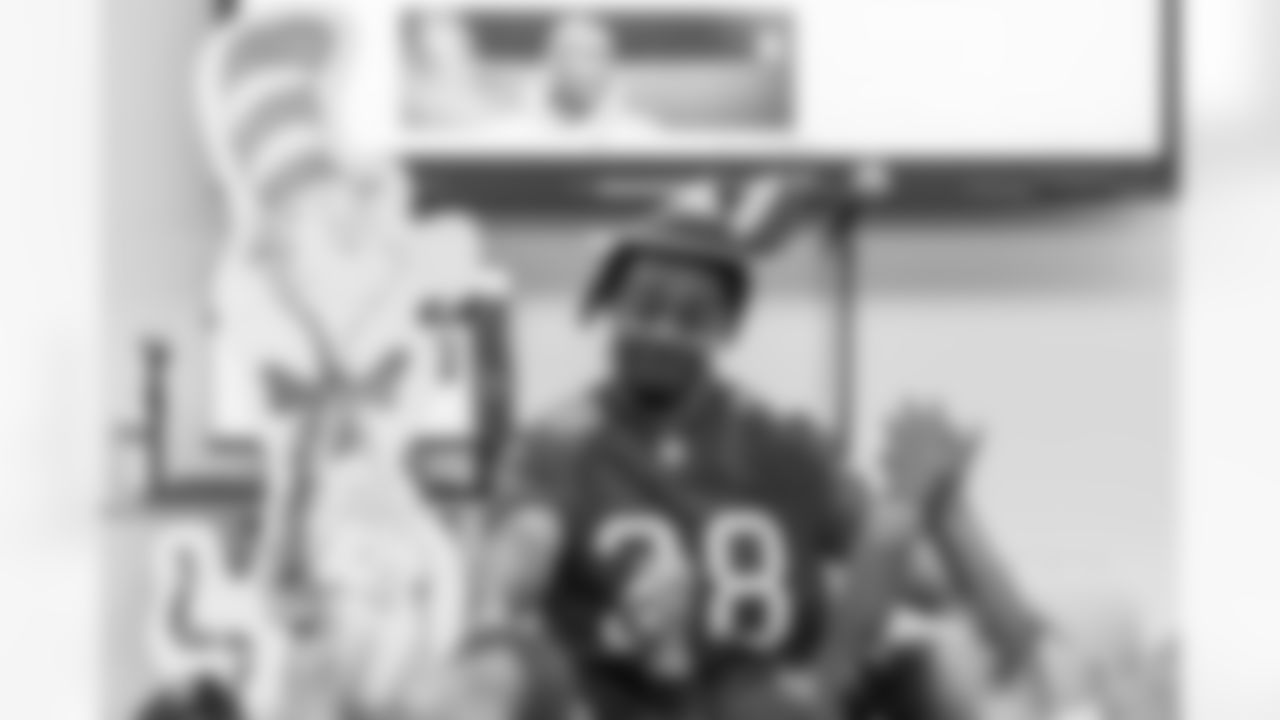 TAMPA, FL - March 03, 2026 - Safety Rashad Wisdom #38 of the Tampa Bay Buccaneers during the National Reading Month celebration hosted by The Tampa Bay Buccaneers and Dr. Seuss Enterprises at Potter Elementary School. Photo By Doug DeFelice/Tampa Bay Buccaneers